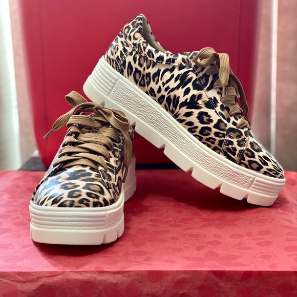 MACKIN Shoes - MACKIN Animal Print Platform Sneakers Never Worn!!